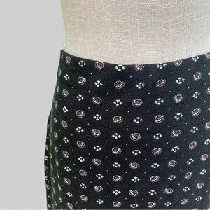 Bandana Pattern Stretchy Pencil Skirt